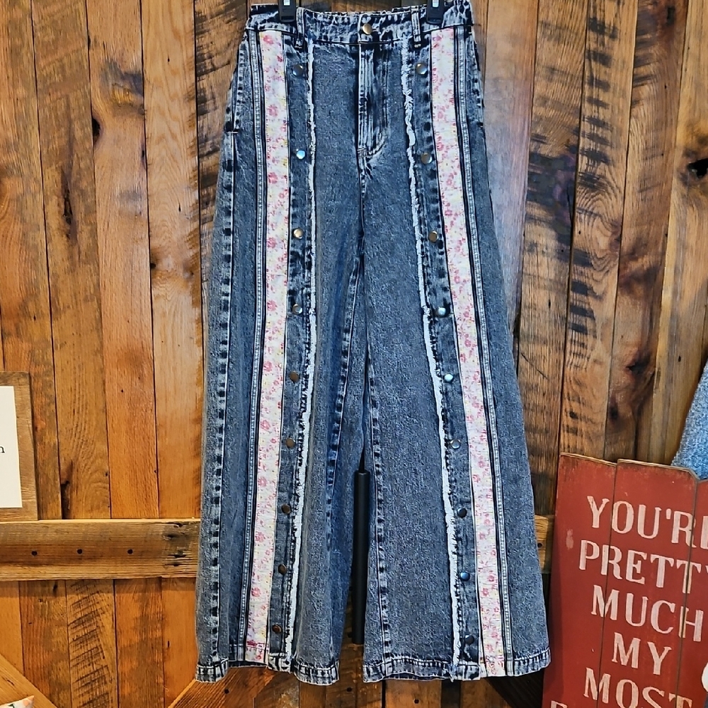 247 Oli & Hali Denim Blue Floral Stripe Wide-Leg Jeans